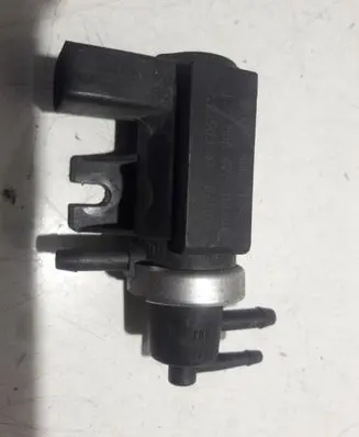 Volkswagen Golf IV Turbo solenoid valve 1J0906627 72290320