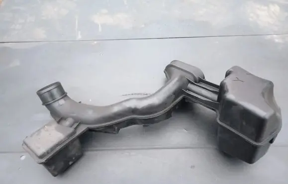 Toyota Prius (XW50) Intake resonator 1775137110