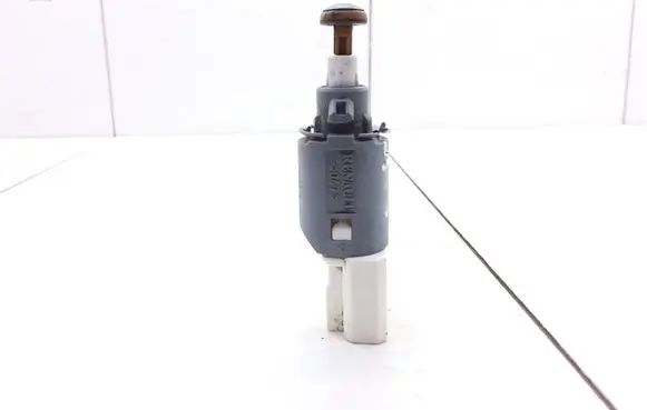 Renault Megane II Brake pedal sensor switch 8200168238B 3047J
