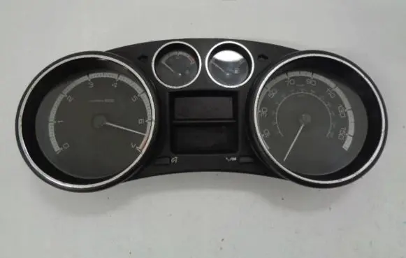 Peugeot 308 Speedometer (instrument cluster)