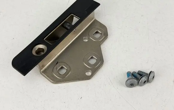 BMW 4 F32 F33 Convertible roof lock/latch 7290348