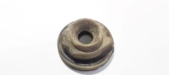 Volkswagen Polo IV 9N3 Front coil spring rubber mount 1j0512149b