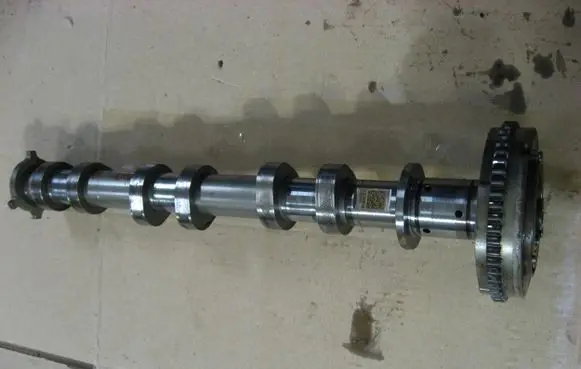 Lincoln Navigator Camshaft JS382AB HL3E6A266BB
