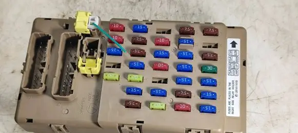 Subaru Impreza III Fuse box set JB200500N
