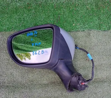Renault Clio IV Front door electric wing mirror