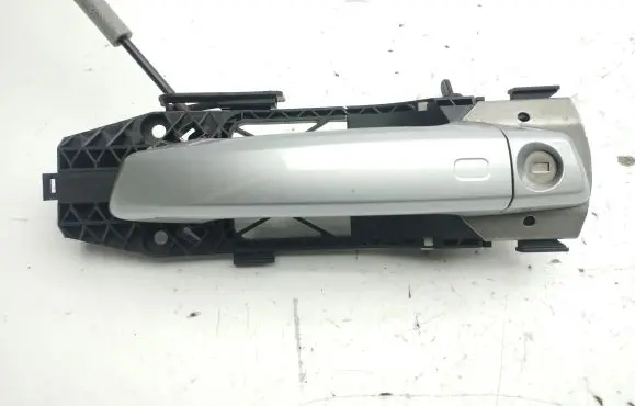 Audi Q2 - Front door exterior handle 5N0837017D