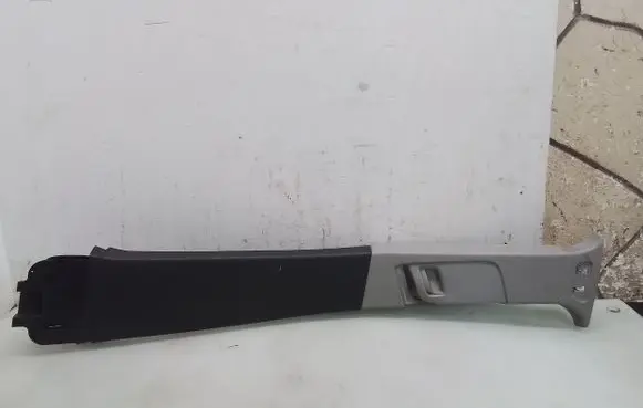 Opel Astra H (B) pillar trim (top) 331985437