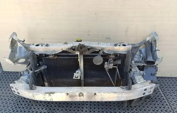 Toyota Corolla Verso AR10 Radiator support slam panel