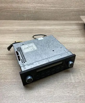 Radio/CD/DVD/GPS head unit