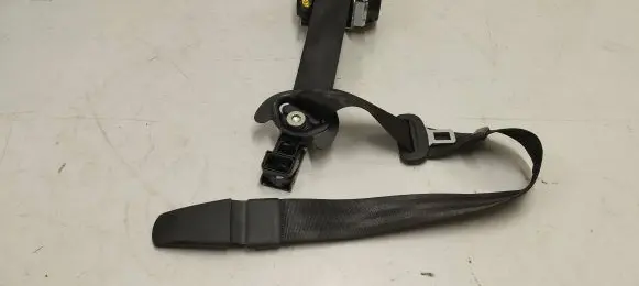 Audi A5 Front seatbelt 8w0857705k