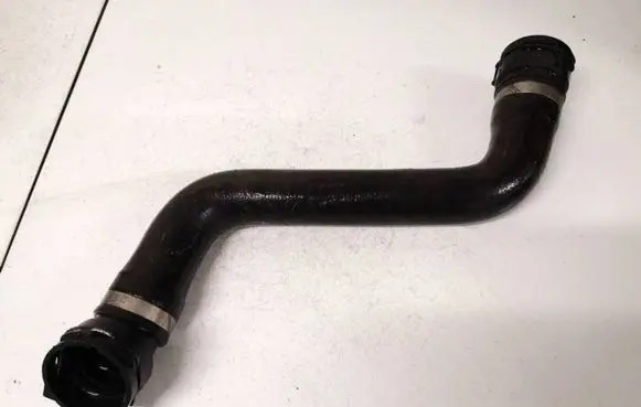 BMW 5 GT F07 Engine coolant pipe/hose 7789742