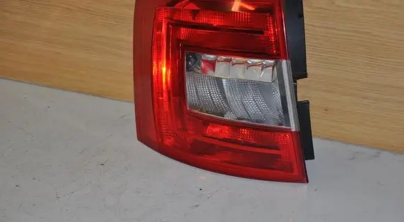 Skoda Octavia Mk3 (5E) Rear/tail lights 5E9945095