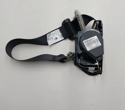 Nissan Leaf II (ZE1) Rear seatbelt 638265401H