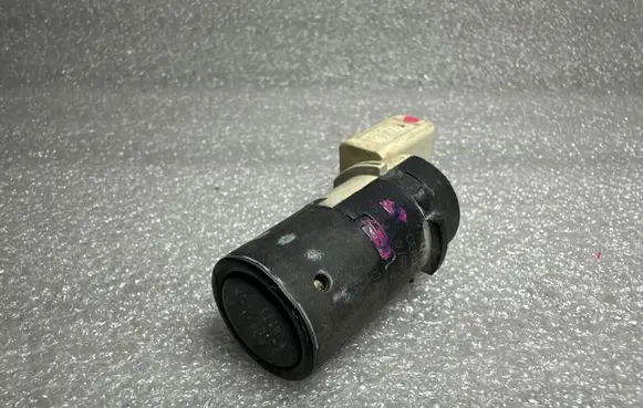 Audi A6 S6 C6 4F Parking PDC sensor 7H0919275B