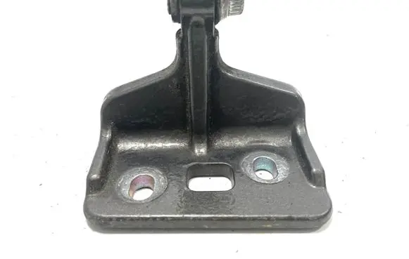 Mercedes-Benz CLS C219 Rear door lower hinge ISEA0604