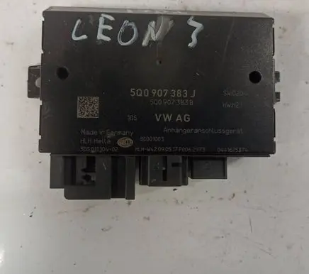 Seat Leon (5F) Tow bar trailer control unit/module 5Q0907383J