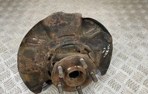 Subaru Outback Front wheel hub