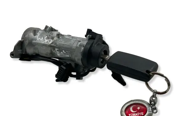 Audi A3 S3 8P Ignition lock 1K0905851B