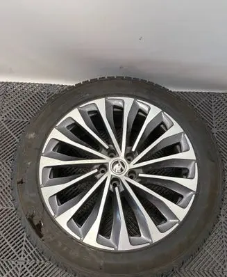 Skoda Enyaq iV R20 alloy rim 