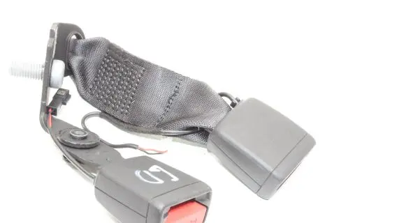 BMW 1 F40 Middle seatbelt buckle (rear) 7456284