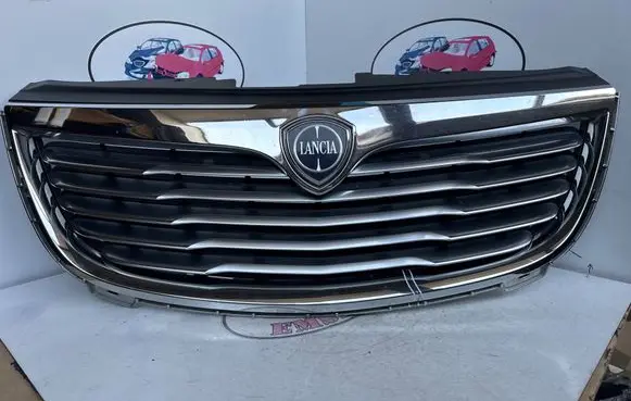 Lancia Voyager Front bumper upper radiator grill 11RTC1150M