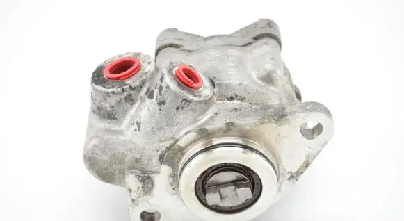 Iveco Daily 3rd gen Power steering pump 504088697 7682955133 504243548