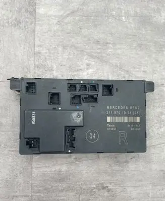 Mercedes-Benz E W211 Door control unit/module 2118701026