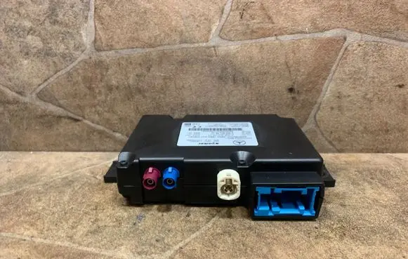 Mercedes-Benz C W205 Bluetooth control unit module A2059000524