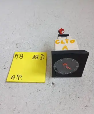 Renault Clio I Clock 25665