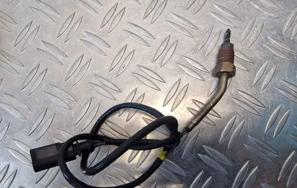 Volkswagen Scirocco Exhaust gas temperature sensor 03L906088GP