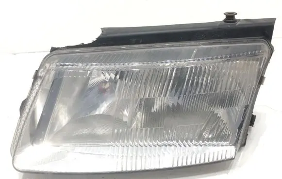 Volkswagen PASSAT B5 Headlight/headlamp