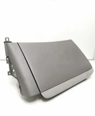 Glove box