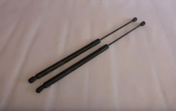 Ford Focus Tailgate strut 