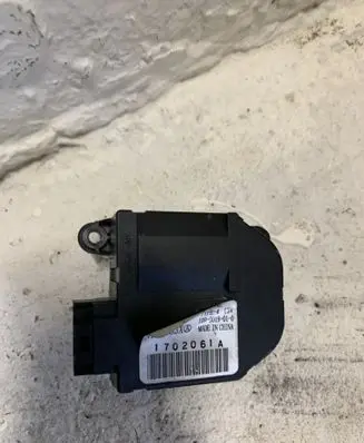 Citroen C3 Pluriel Air flap motor/actuator 1702061A N100463X