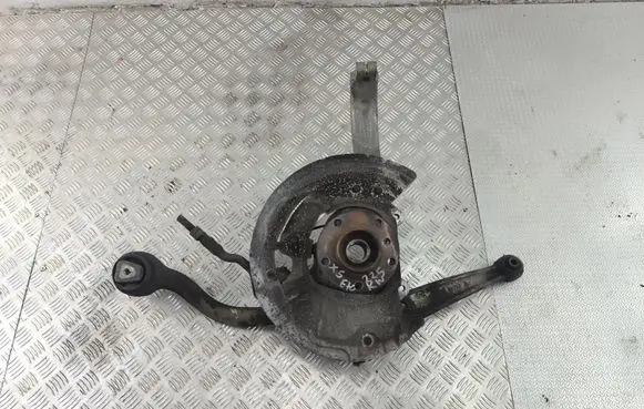 BMW X5 E70 Front wheel hub 6773783