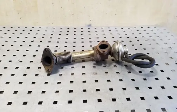 Audi A6 S6 C4 4A EGR valve 046131503