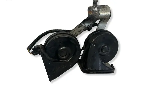 Ford Kuga II Horn signal A046522