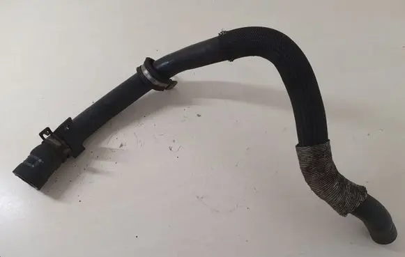 Land Rover Range Rover Sport L320 Engine coolant pipe/hose