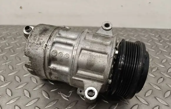 Ford Focus Air conditioning (A/C) compressor (pump) H1BH19D629DA