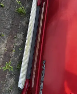 Suzuki Vitara (ET/TA) Side skirt front trim 