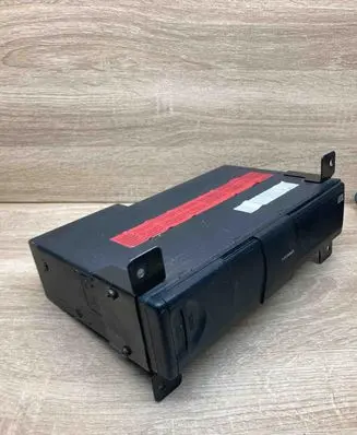 BMW X5 E53 CD/DVD changer 6913388 8364931