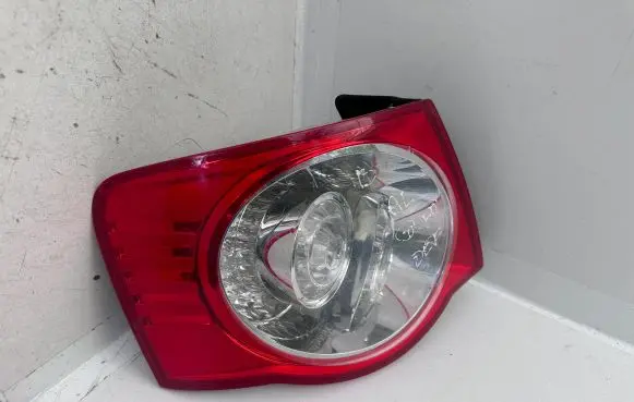 Volkswagen Jetta V Rear/tail lights 1K5945095 1K5945095G 983131