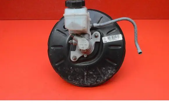 Renault Captur Brake booster 472103202R