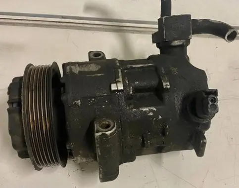 Audi A4 S4 B6 8E 8H Air conditioning (A/C) compressor (pump) 8D0260808