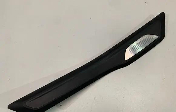 BMW M3 F80 Rear sill trim cover 8054234