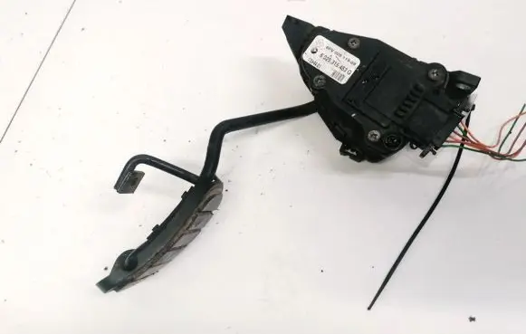 Renault Espace III Accelerator throttle pedal 6PV00811908 6PV008119-08