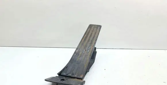 BMW 5 F10 F11 Accelerator throttle pedal 6858575 65426858575