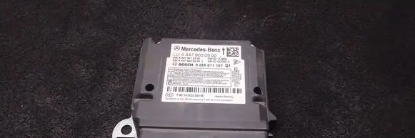 Mercedes-Benz Vito Viano W447 Airbag control unit/module A4479000900 A4479010200