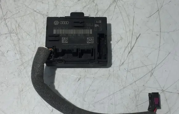Skoda Superb B6 (3T) Door control unit/module 8X0959792H