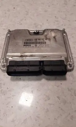 Audi A4 S4 B5 8D Engine control unit/module 038906012AH 0281010200 28SA4277